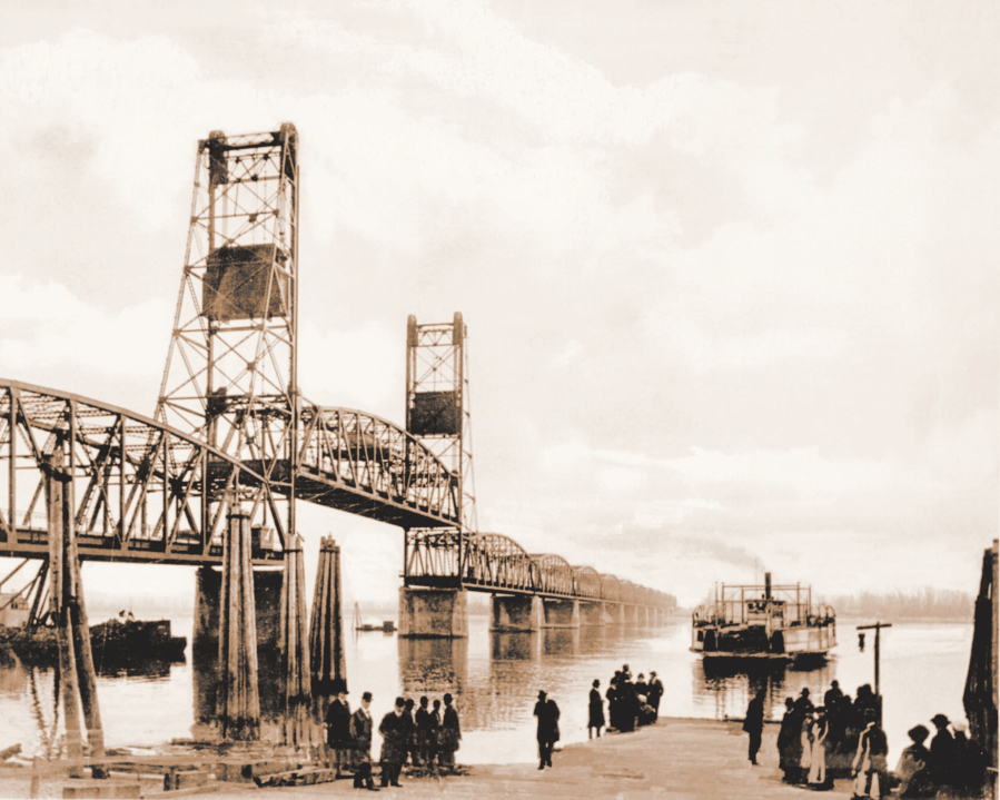 Interstate Bridge turns 100: 'With Iron Bands,' a century ...