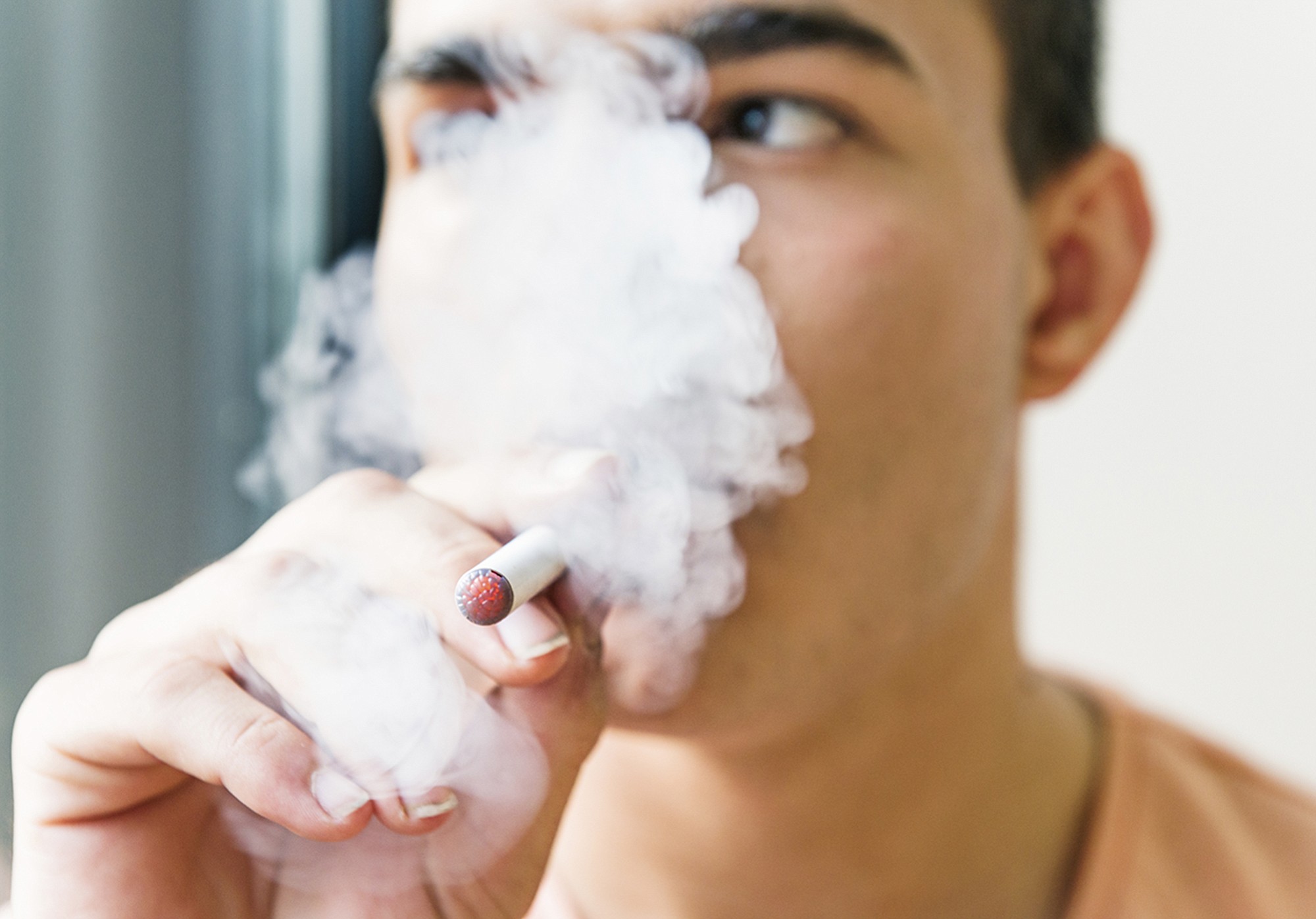 iStock
Compared with kids who had never used e-cigarettes, the ones who had used both e-cigarettes and regular were more likely to take risks and less likely to score well on measures of &quot;behavioral and emotional self-control,&quot; researchers found.