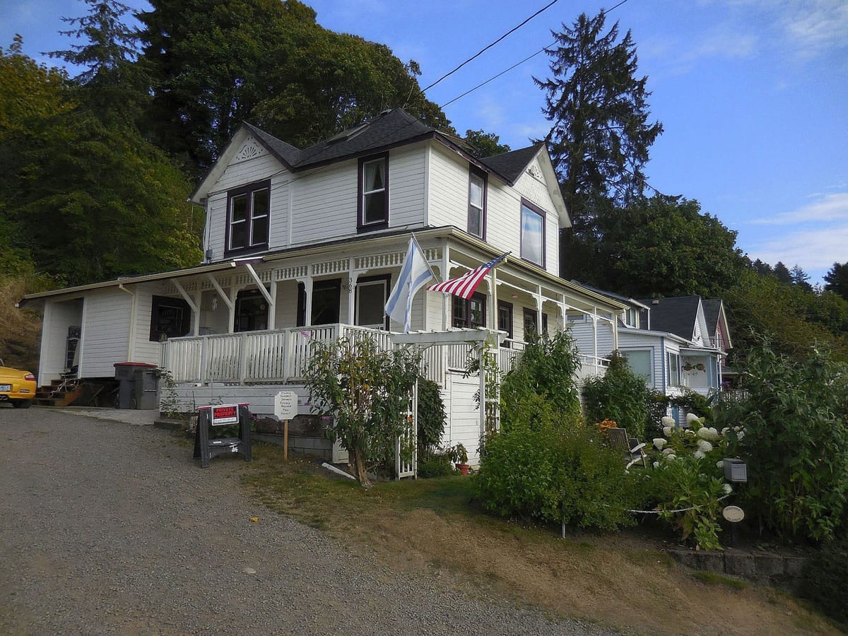 Featured prominently in the film, the &quot;Goonies&quot; house in Astoria, Ore.