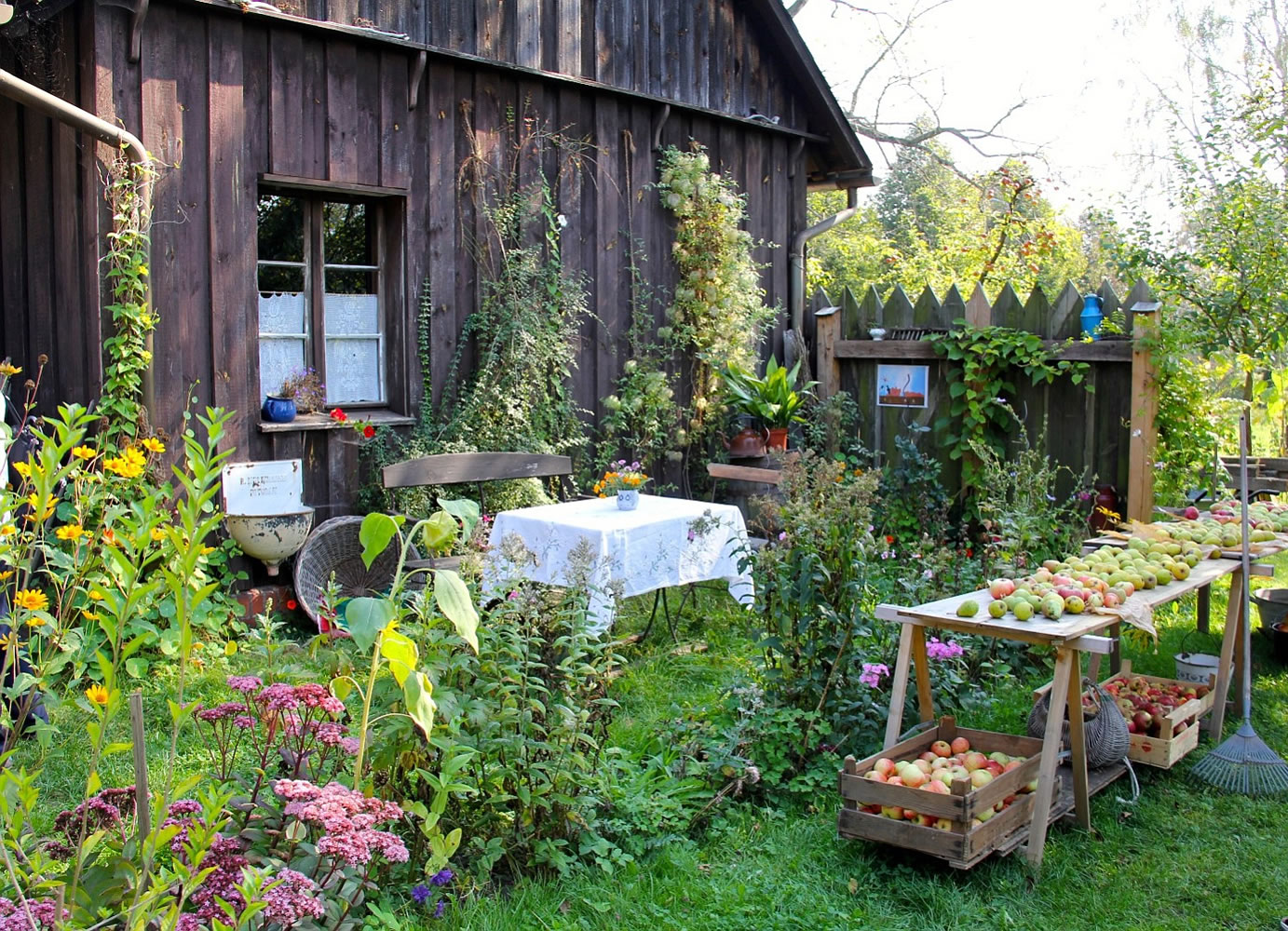 Robb Rosser
In Germany, my friend Lutz' garden was a metaphor for a fruitful, well-lived life.