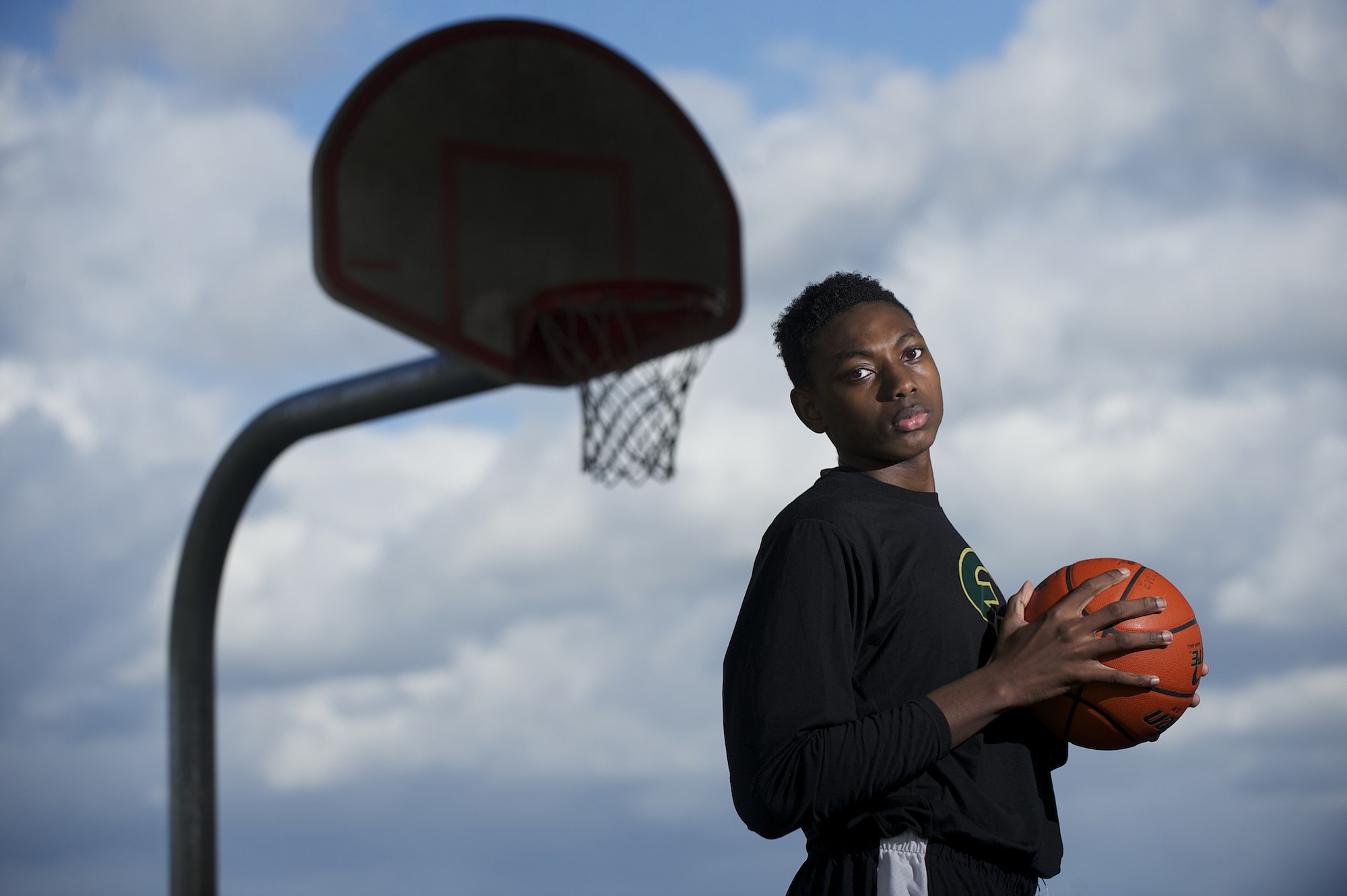 Evergreen High School's Robert Franks, The Columbian's All-Region boys basketball player for 2013-14, has committed to play college basketball at Washington State.