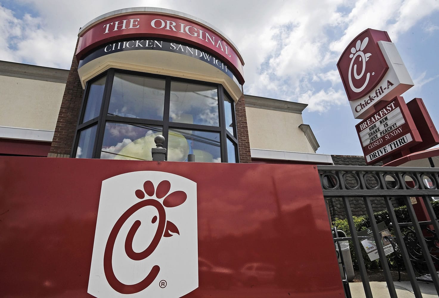 Chick-fil-A, which operates more than 1,850 restaurants in 41 states and Washington D.C., is looking to expand into Oregon and Washington.