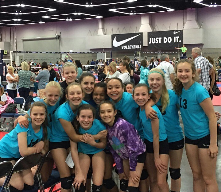 Excel Northwest 12s volleyball team from Vancouver.