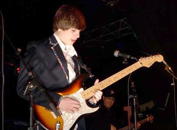 Gunnar Roads, also known as blues guitarist Alex Rolfs