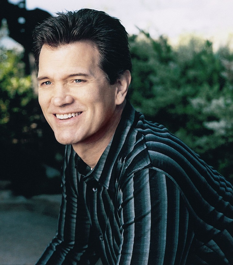 Chris Isaak will perform Aug.