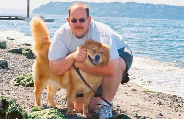 Stew Young and his dog, Honey -- who still lives with Monique Colver.