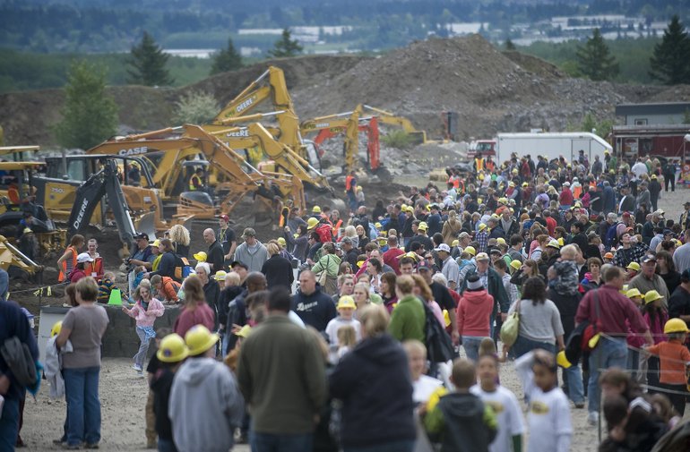 A record-setting crowd of 24,600 enjoyed the sights at the Cemex/Fisher Quarry in east Vancouver.