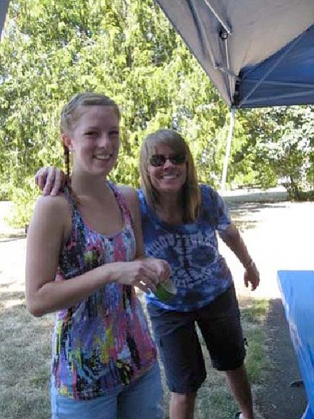 Bella Vista: Natalie Howard, left, here with aunt Nancy Roth, organized the 2011 Bella Vista picnic Aug.