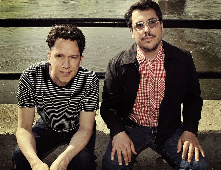 They Might be Giants consists of John Linnell on left and John Flansburgh.
