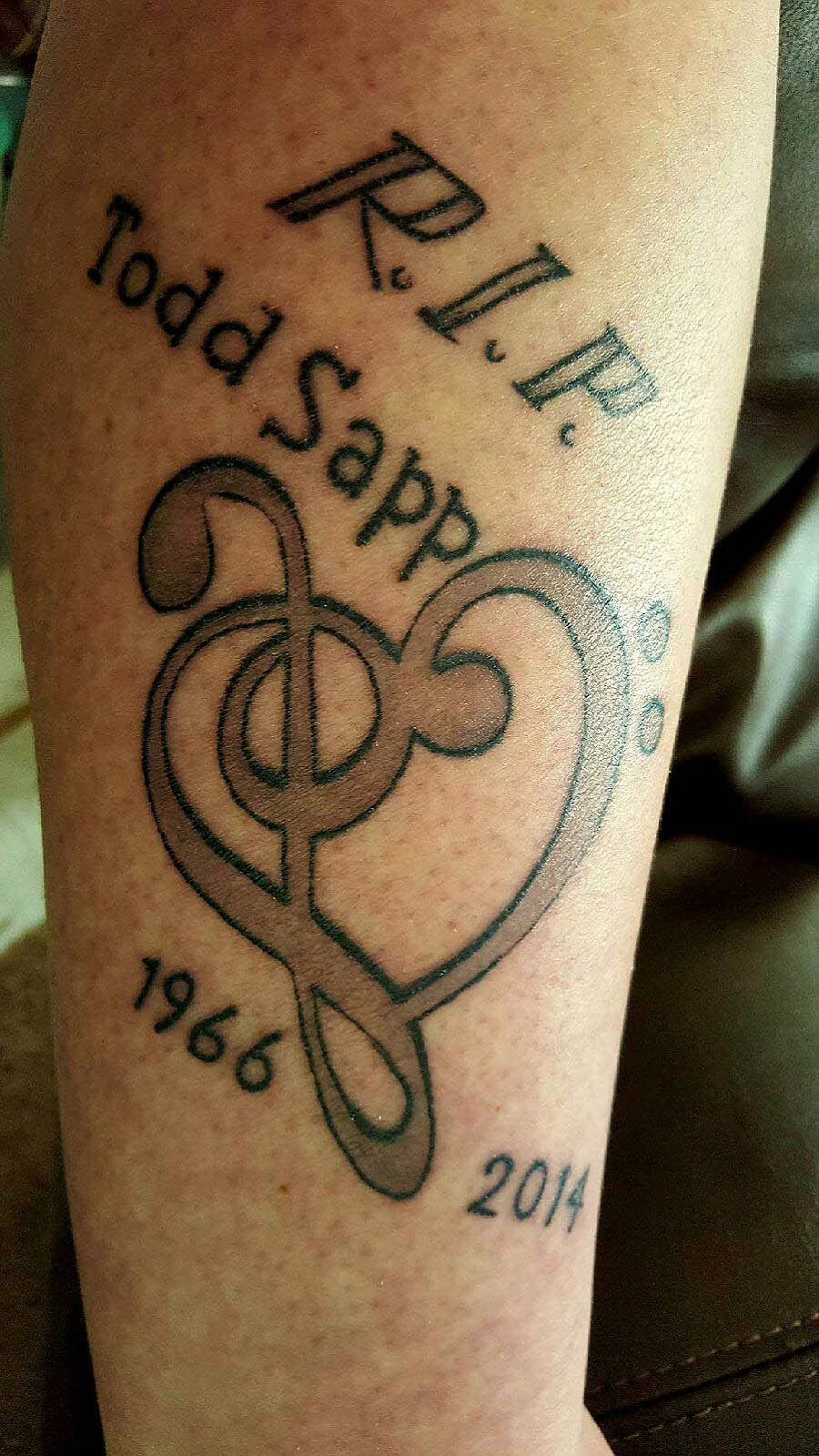 Leah Sapp got a tattoo to memorialize her husband, Todd Sapp.
