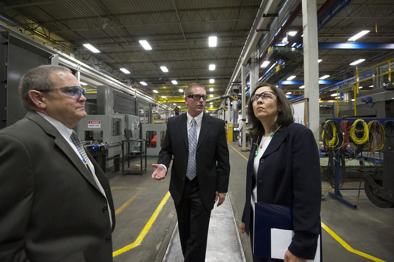 Sen. Maria Cantwell, D-Wash., paid a visit June 30 to Columbia Machine, a Vancouver manufacturer and exporter of equipment used for concrete production, to show support for Congressional reauthorization of the U.S. Export-Import Bank's charter. The bank, which loans to foreign buyers of U.S.
