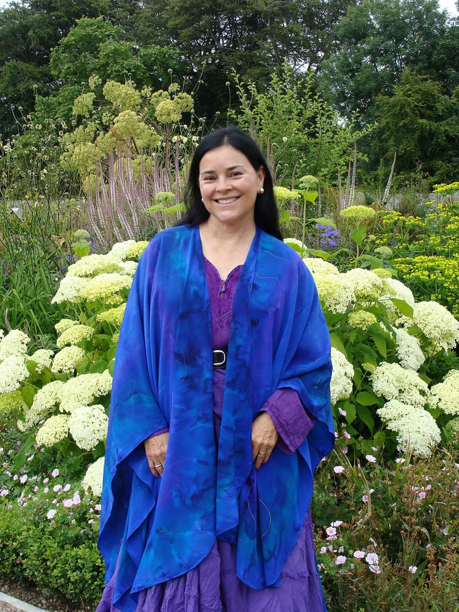 Diana Gabaldon, author of the bestselling &quot;Outlander&quot; series, will speak at the Fort Vancouver Regional Library Foundation's annual Authors &amp; Illustrators Dinner.