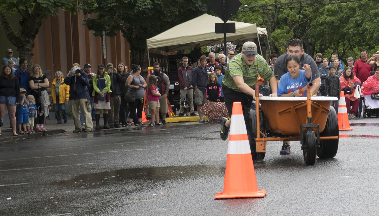 The team from Lutz Hardware had the best time in the championship round of bathtub races, giving them the first place award on Saturday.