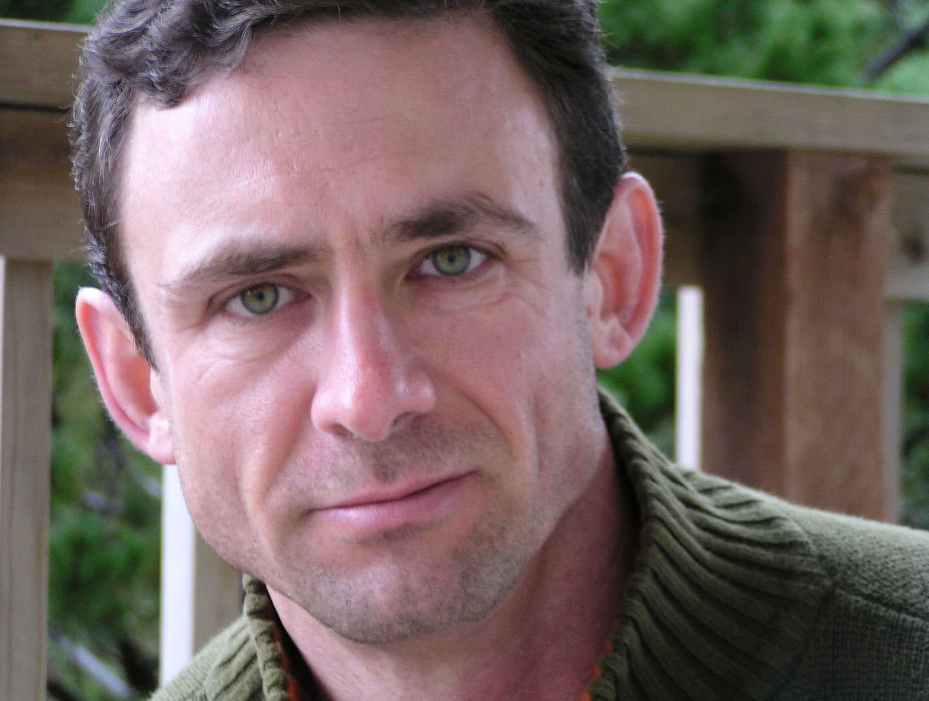 Author Chuck Palahniuk will be signing his latest book, &quot;Beautiful You,&quot; Nov.