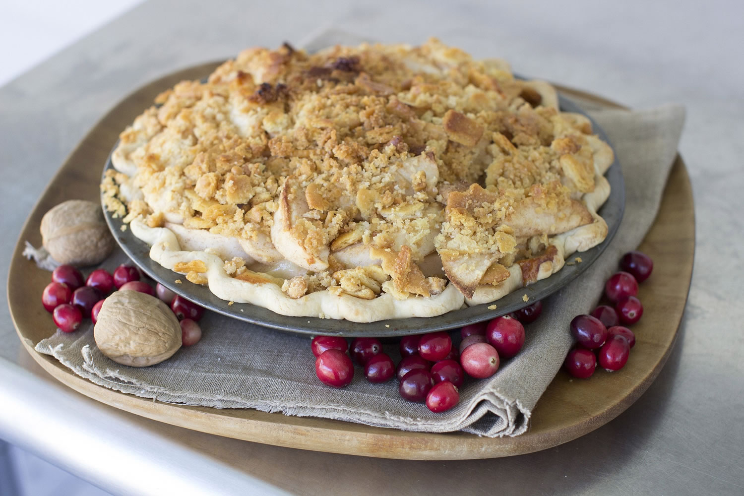 Cheddar Whiskey Apple Pie with Butter Cracker Crumble
