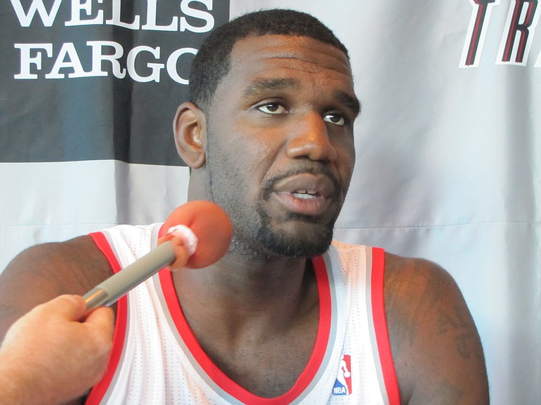 NBA player Greg Oden was arrested in Indianapolis on battery charges alleging that he punched a woman in the face.