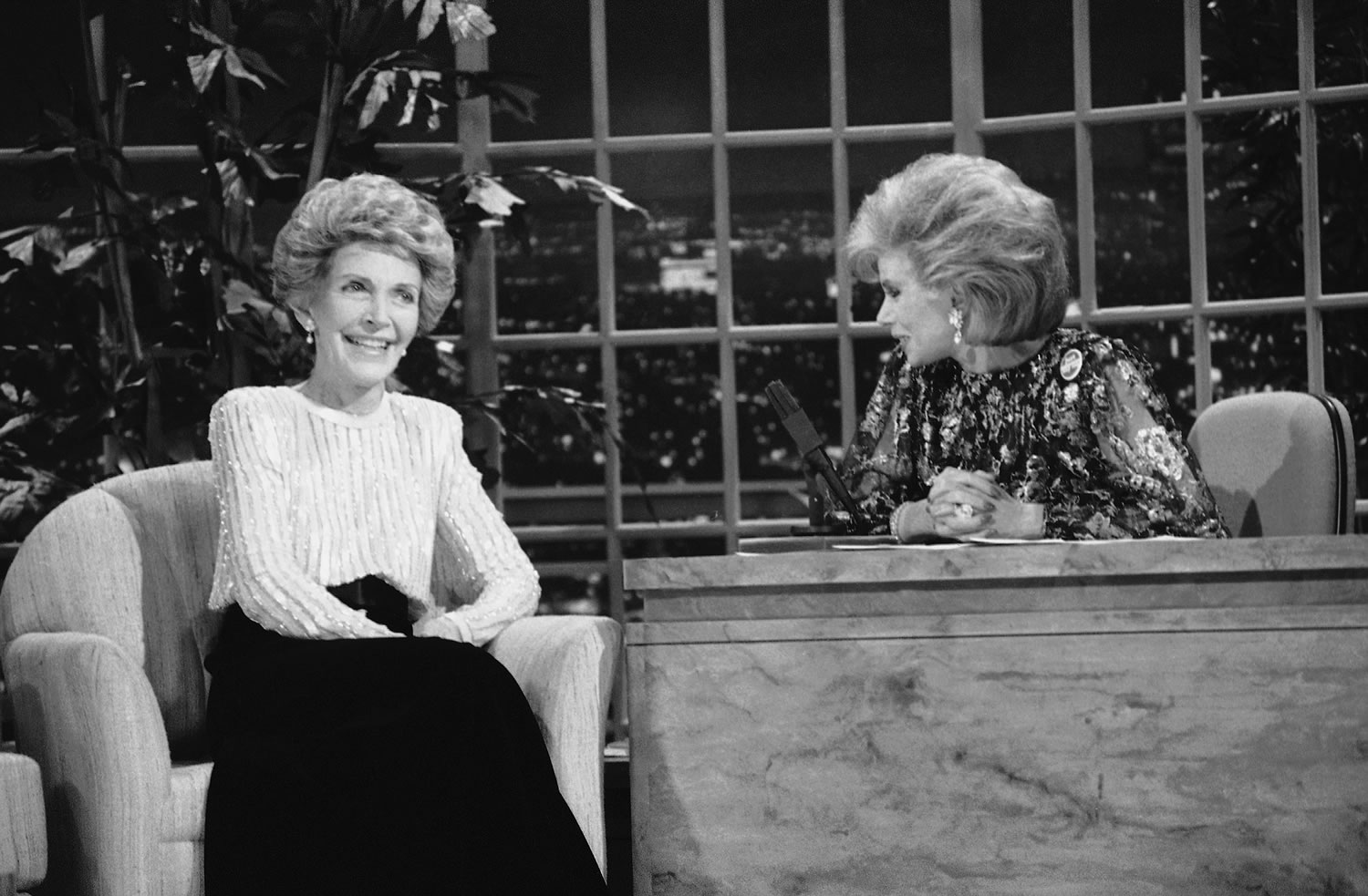 Associated Press files
Talk show host Joan Rivers, right, talks with guest, first lady Nancy Reagan, during her appearance Oct. 30, 1986, on &quot;The Late Show Starring Joan Rivers,&quot; on Fox TV.