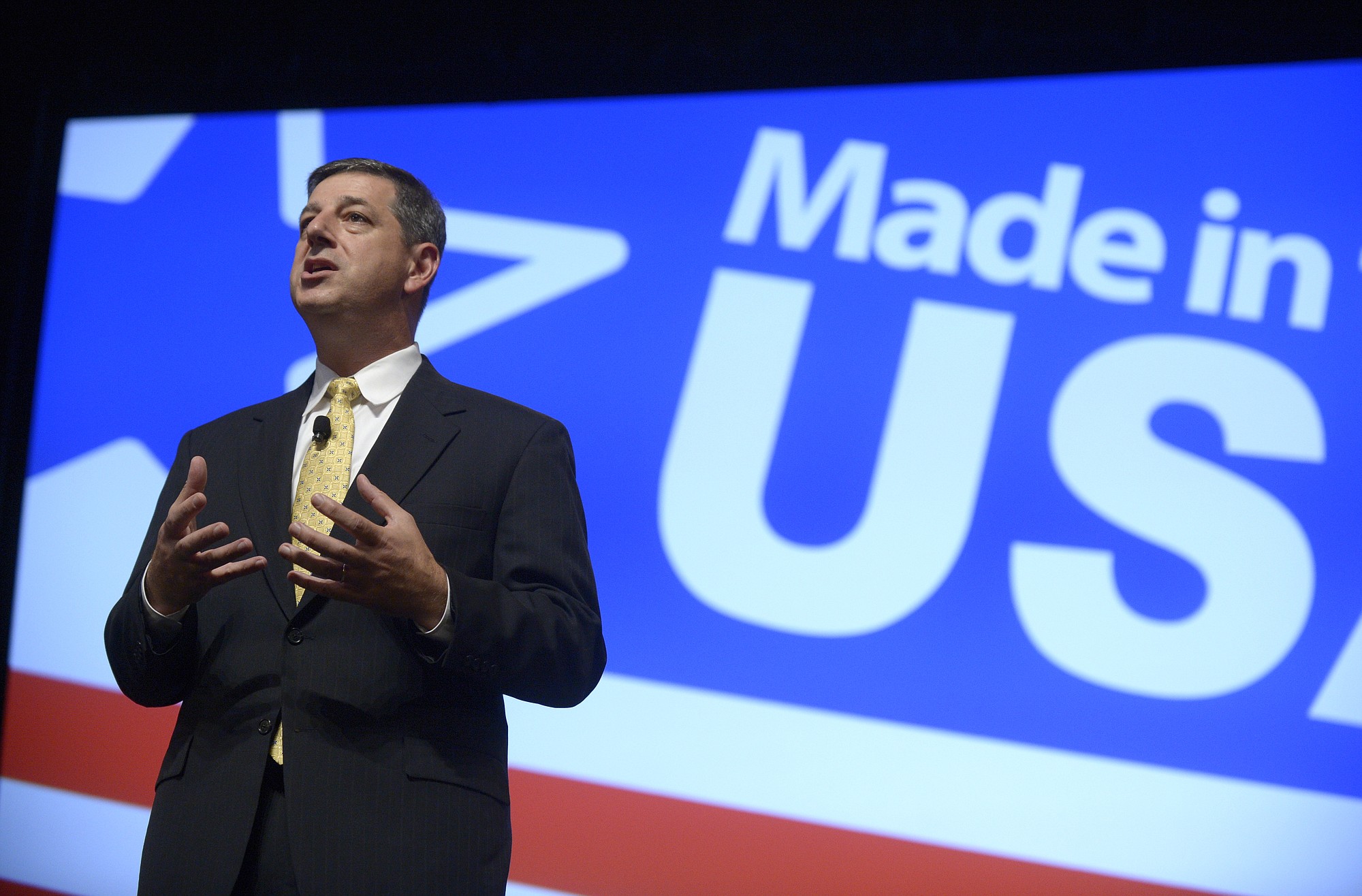 Wal-Mart U.S. President and CEO Bill Simon addresses attendees of the Wal-Mart U.S. Manufacturing Summit in August in Orlando, Fla.