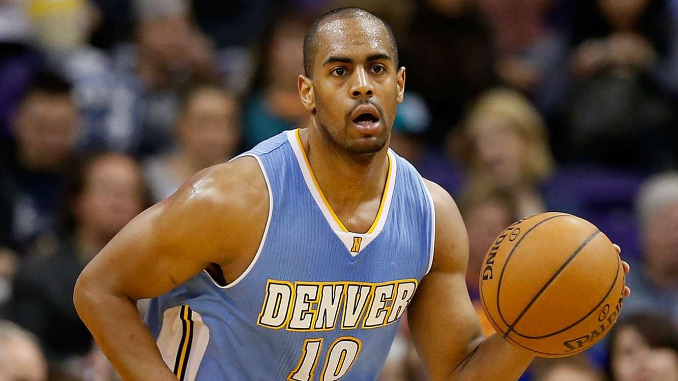The Portland Trail Blazers have acquired Aaron Afflalo as part of a five-person deal that sends Thomas Robinson, Will Barton and Victor Claver to Denver.