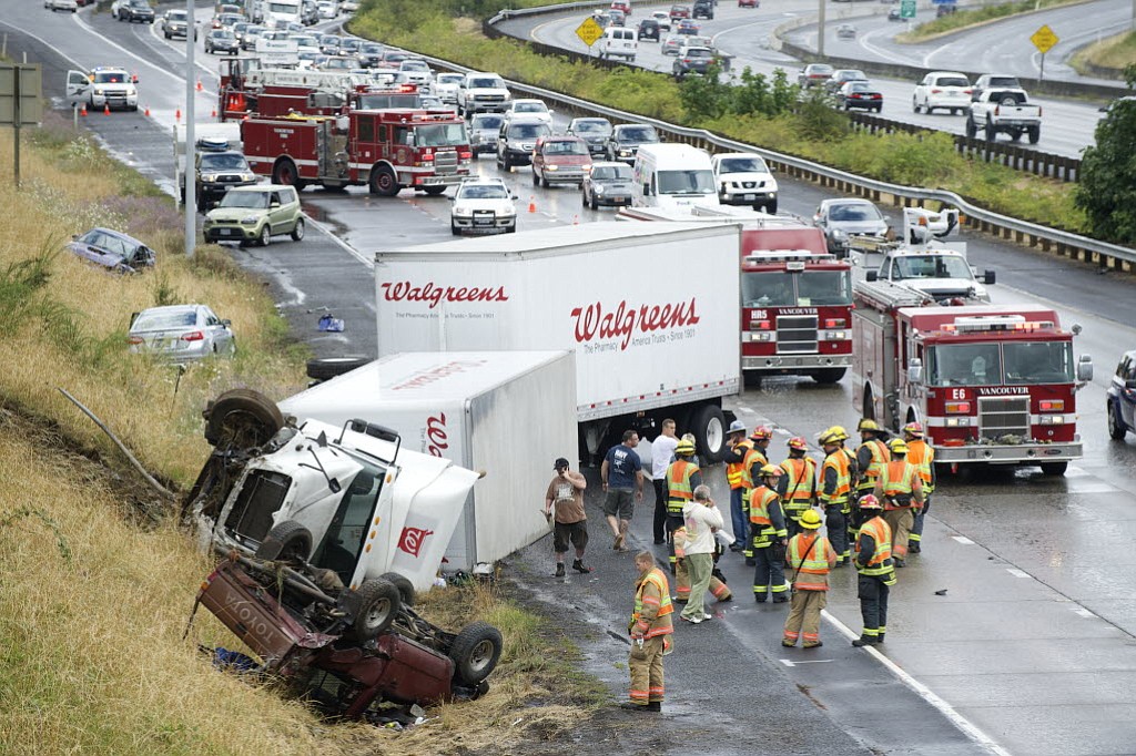 Injuries have been reported Wednesday afternoon in a multiple-vehicle crash involving a tractor-trailer on Interstate 205 southbound, just north of state Highway 14 in Vancouver.