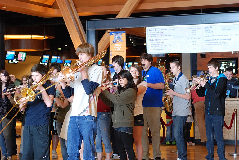Mountain View band students converged on Big Al's Bowling Center in a flash.