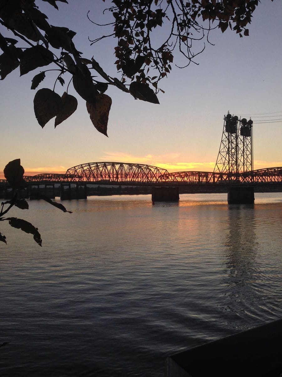 Sunset over the I-5 bridge from waterfront park by WhoSong's
taken 10/21/2013 by me