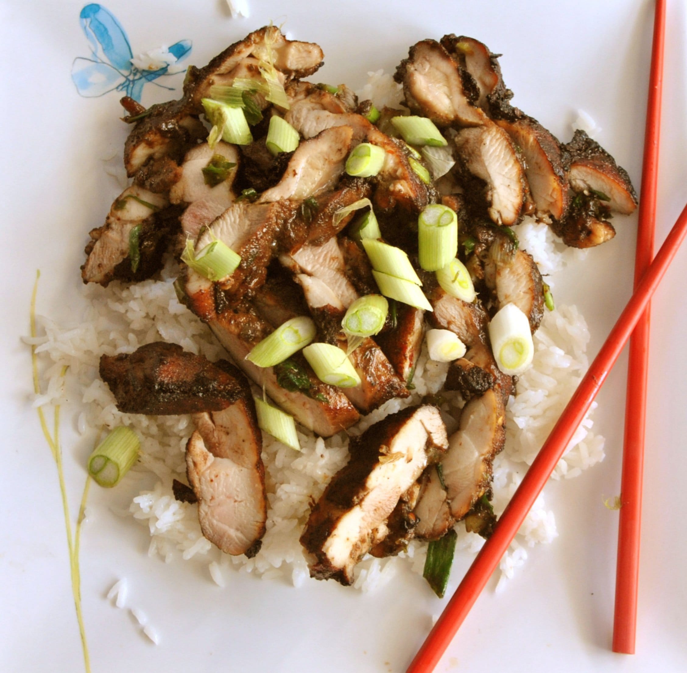 Fragrant crispy chicken combines succulent dark meat with an extremely tasty marinade.