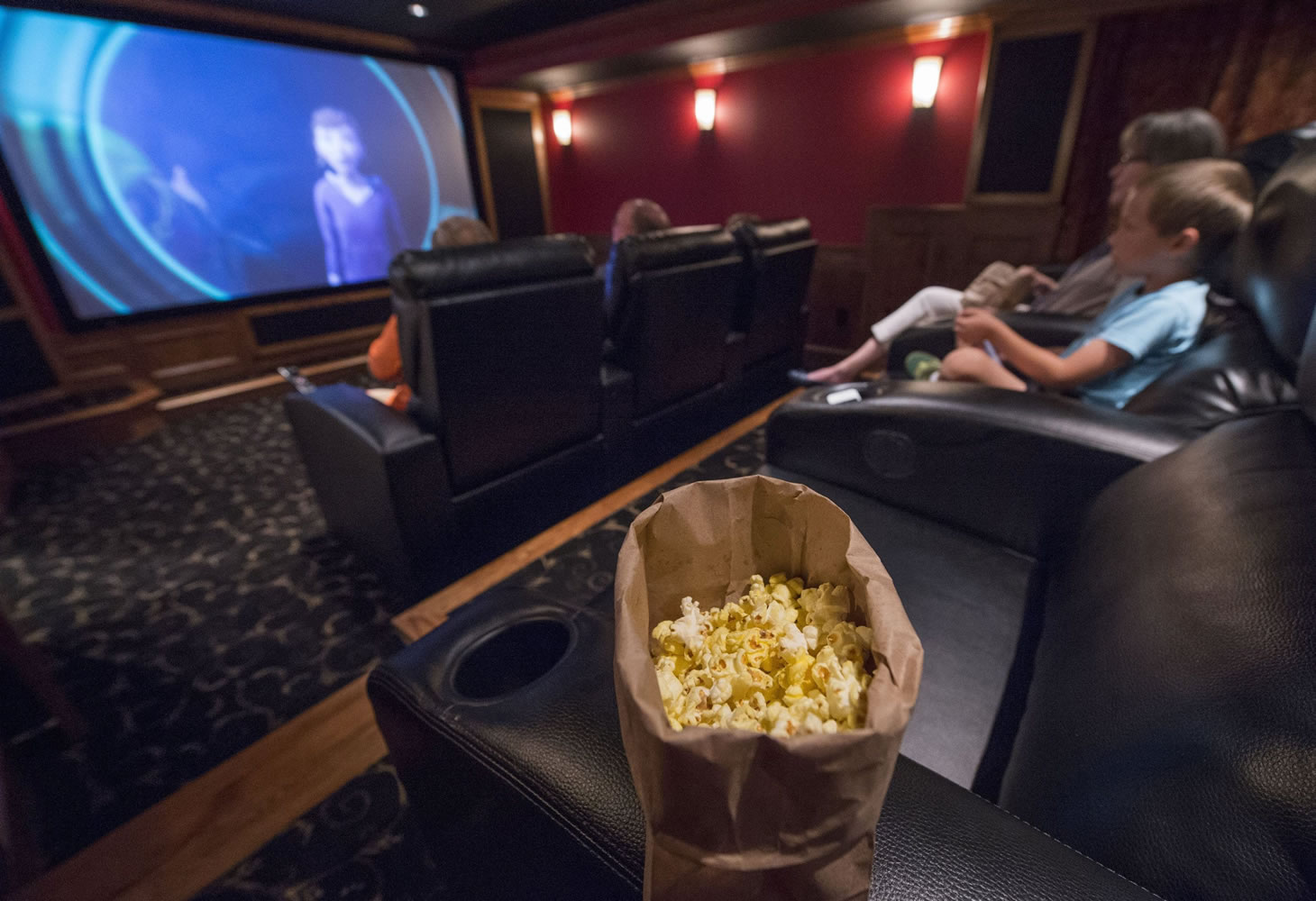Home theaters grow in popularity