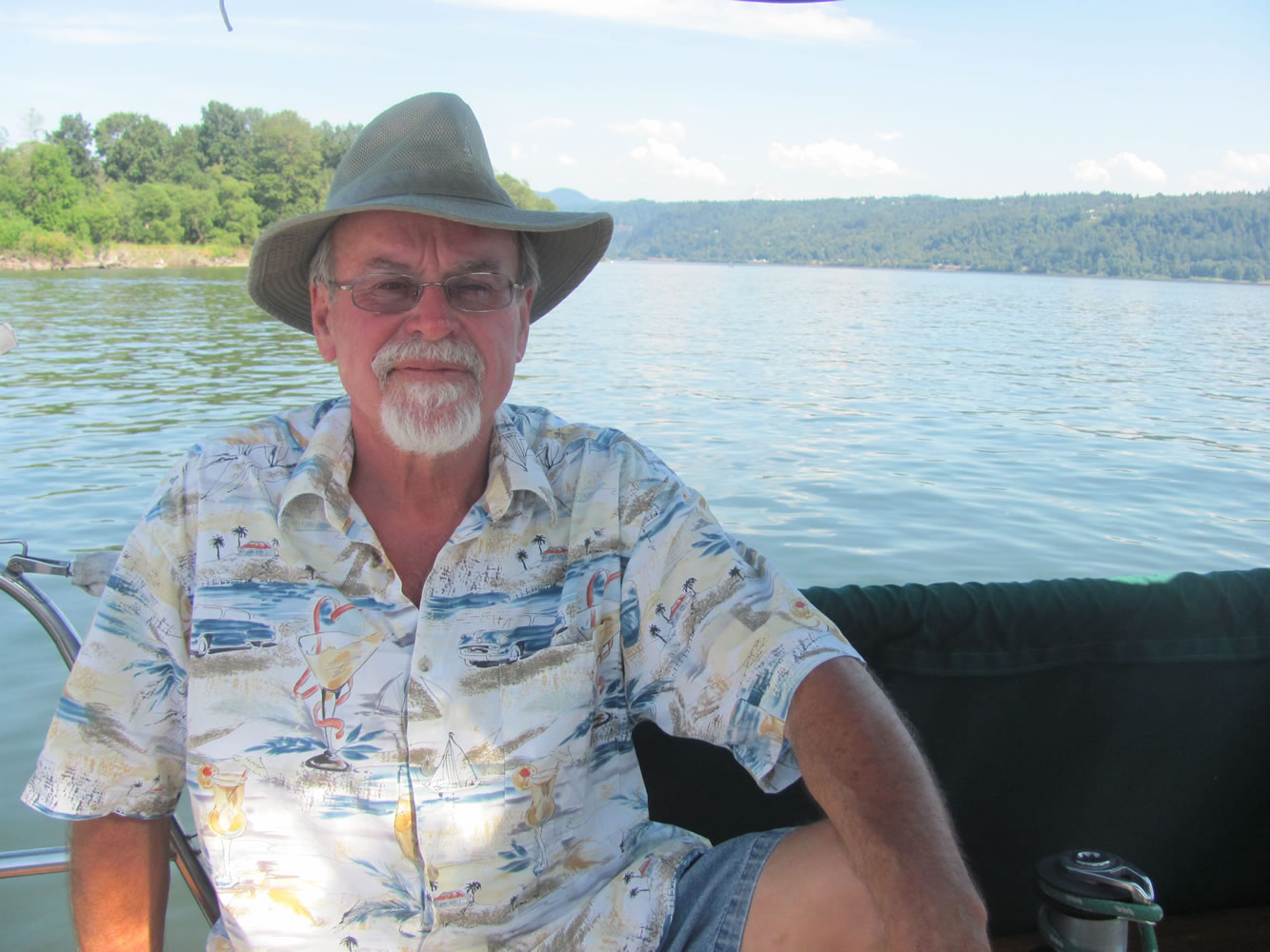 Longtime sailor John Wagoner hopes to inspire local youth to enjoy boating. &quot;This really is a paradise,&quot; he said, regarding the Columbia River.
