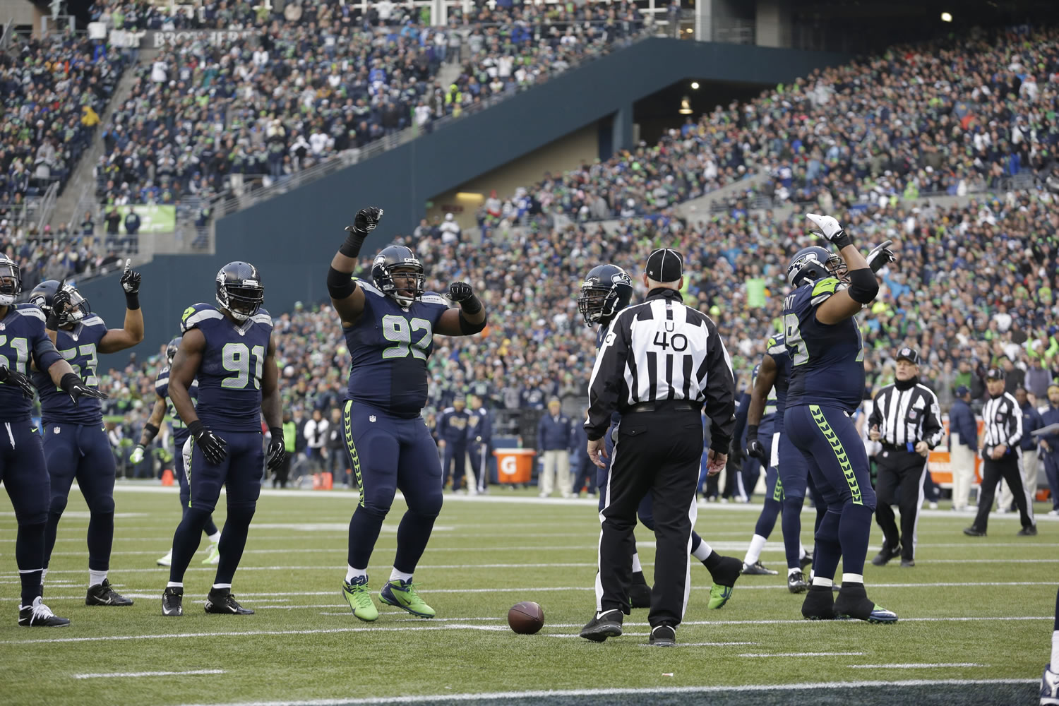 Seattle Seahawks defensive players were able to dance their way past the St. Louis Rams, 27-9, in the 2013 regular-season final and capture the NFC West title.