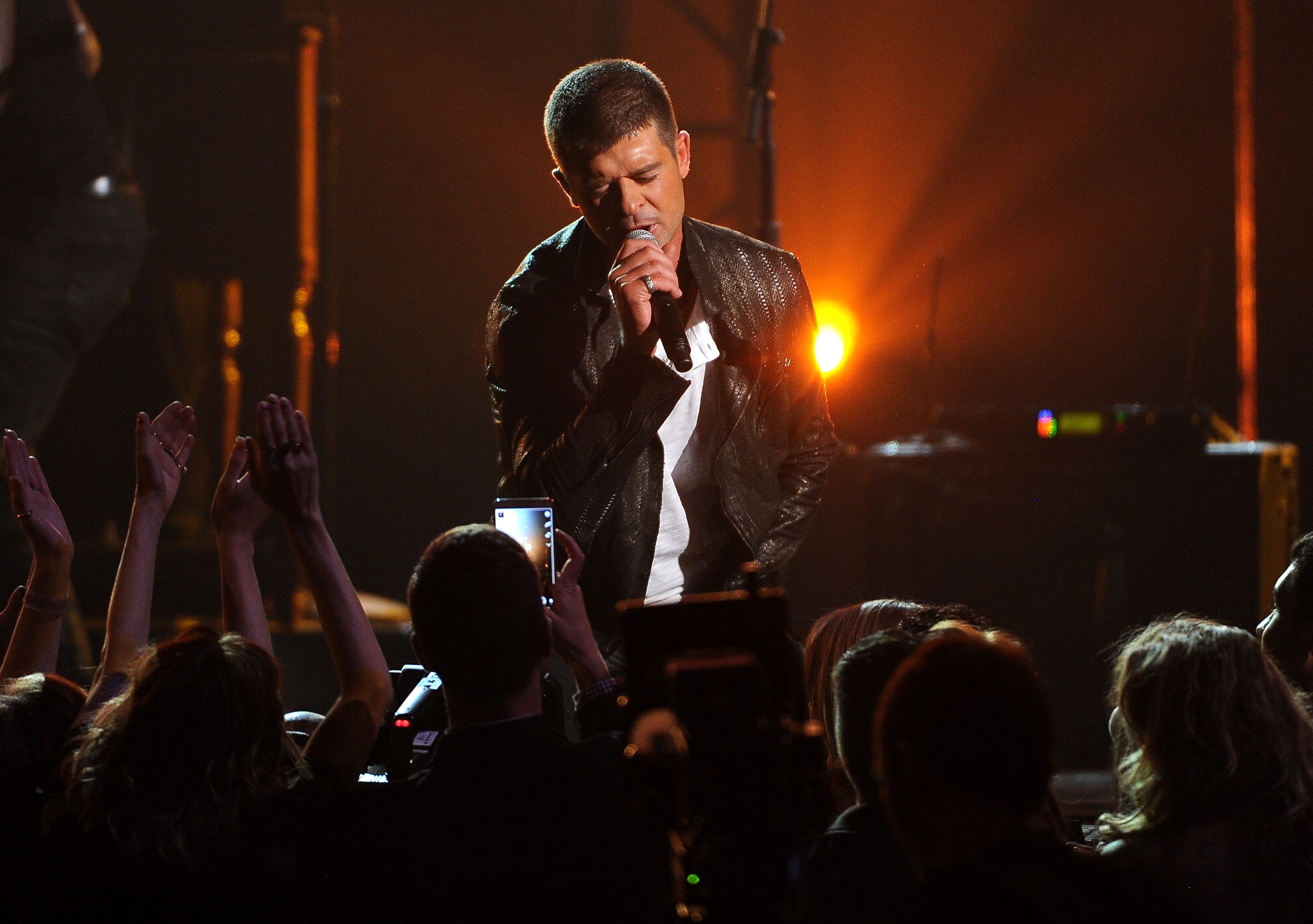 Robin Thicke performs on stage at the Billboard Music Awards at the MGM Grand Garden Arena on Sunday, May 18, 2014, in Las Vegas.