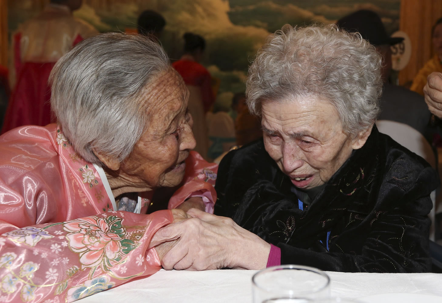 South Korean Lee Young-shil, 87, right, meets with her North Korean sister Lee Jong Shil, 84, during the Separated Family Reunion Meeting at Diamond Mountain resort in North Korea on Thursday.