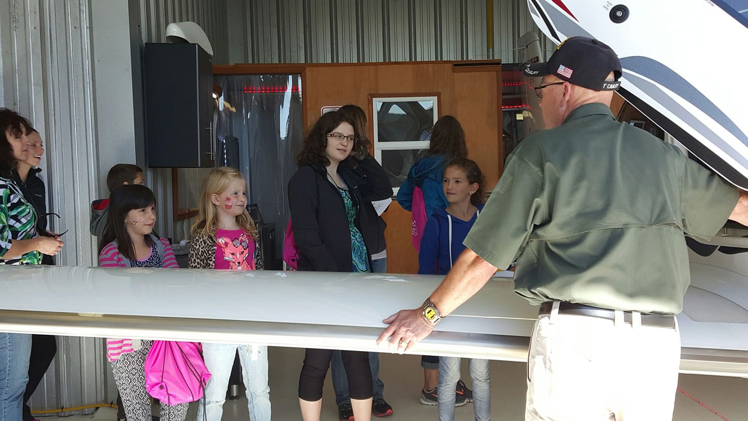 Hudson&#039;s Bay: More than 30 girls learned about aviation at the Rose City Chapter of Women in Aviation&#039;s first Girls in Aviation Day on Sept.