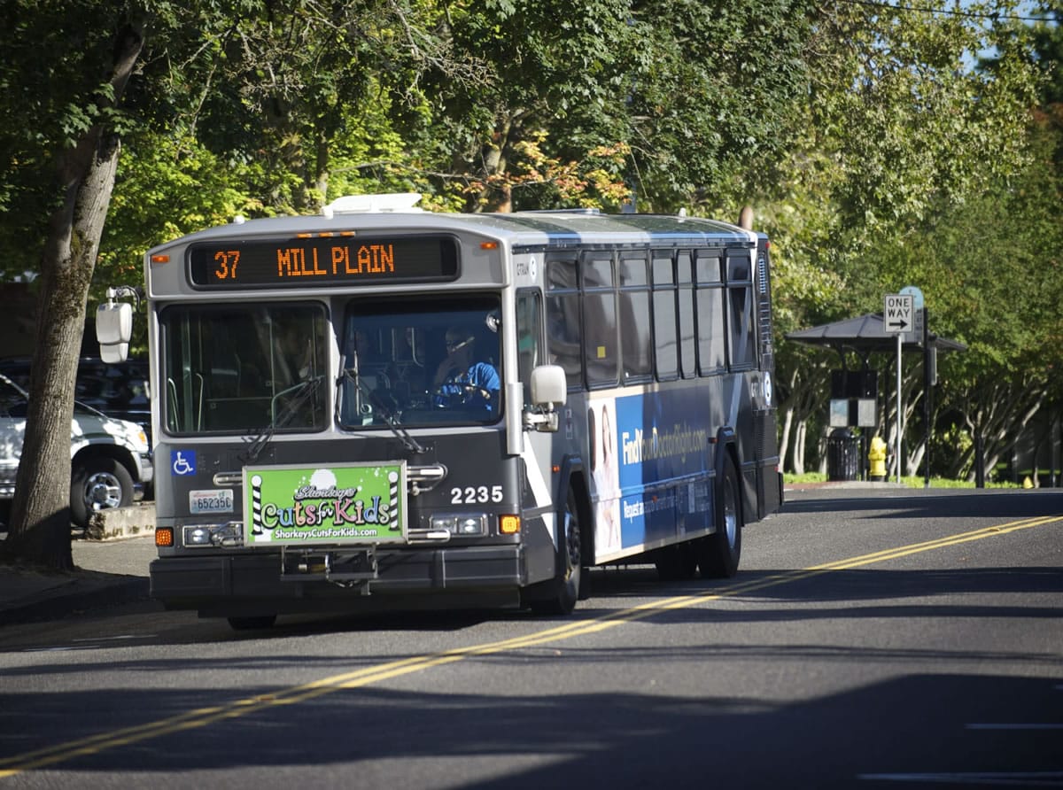 Single-ride fares on C-Tran buses require exact change in cash, but a switch to electronic payments could offer an alternative as soon as 2017.