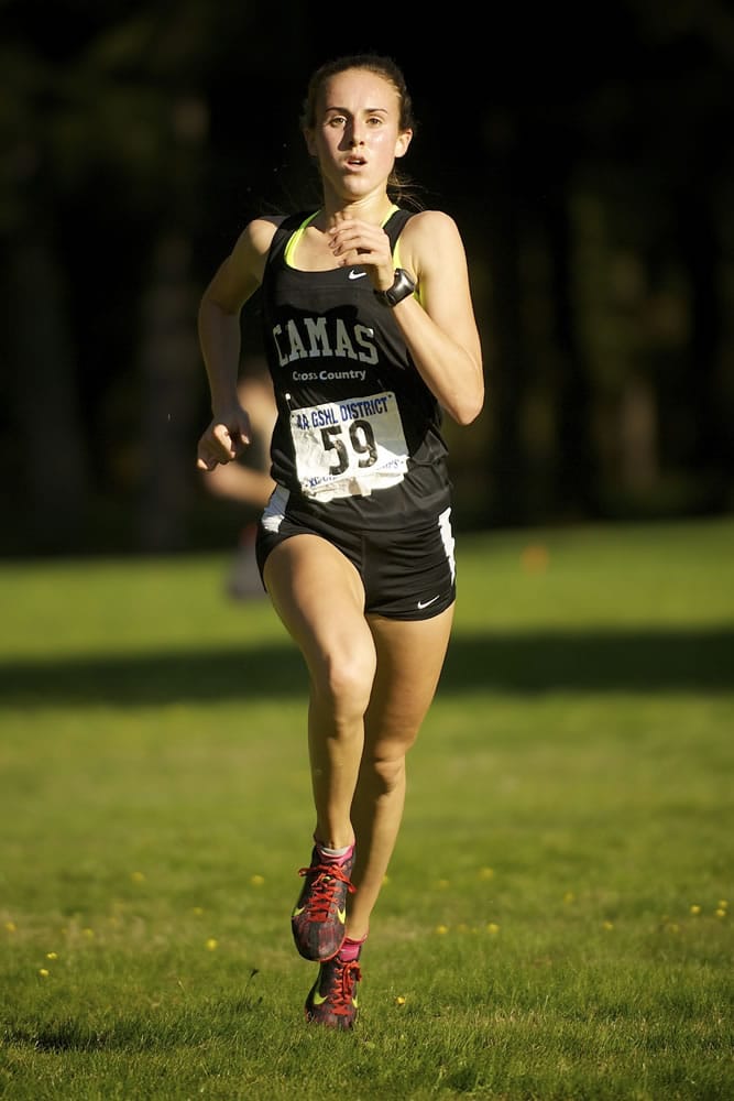 Camas' Alexa Efraimson defended her individual title at the 4A state meet Saturday in Pasco.