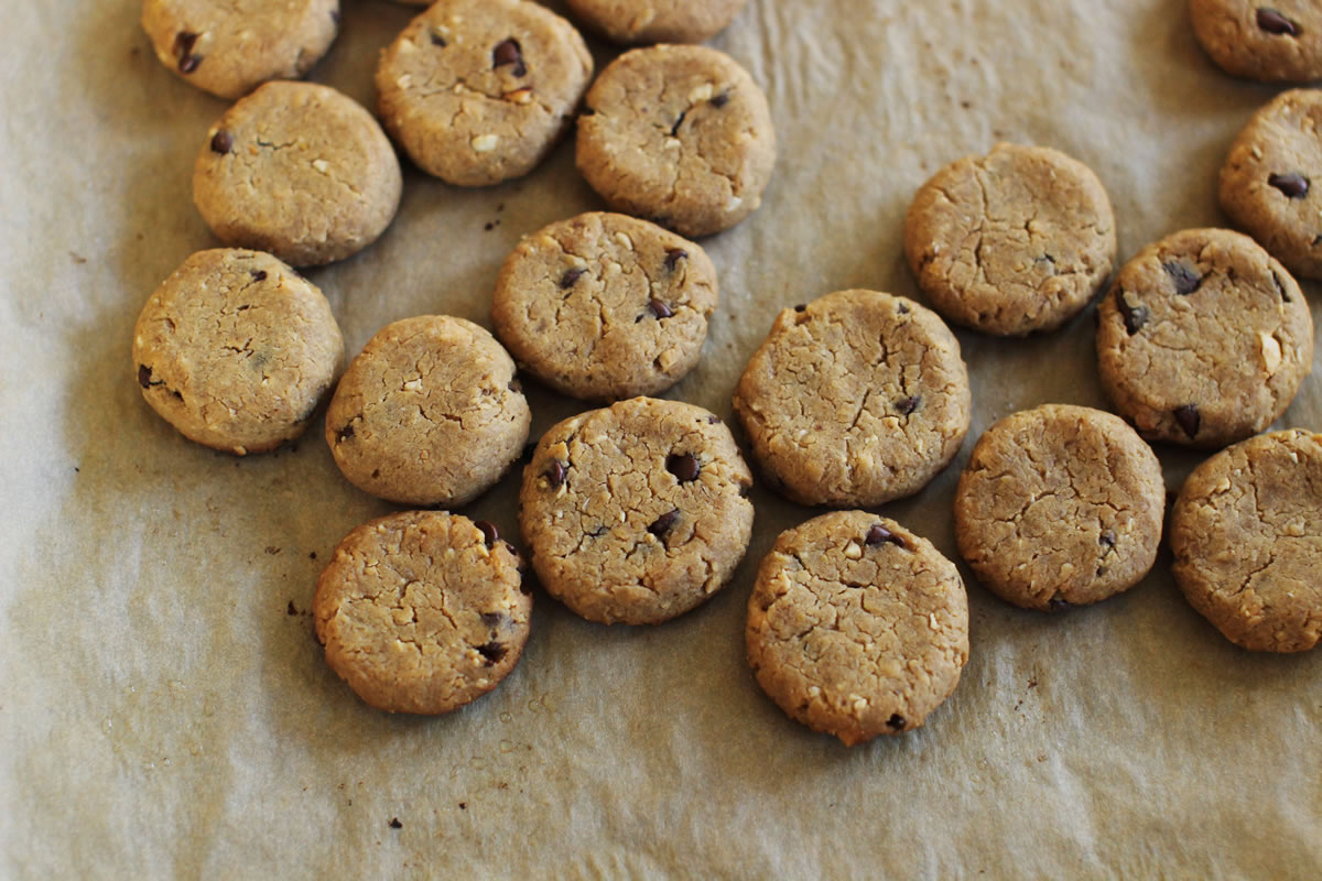 Peanut butter chocolate chip cookies (AP Photo/Matthew Mead)