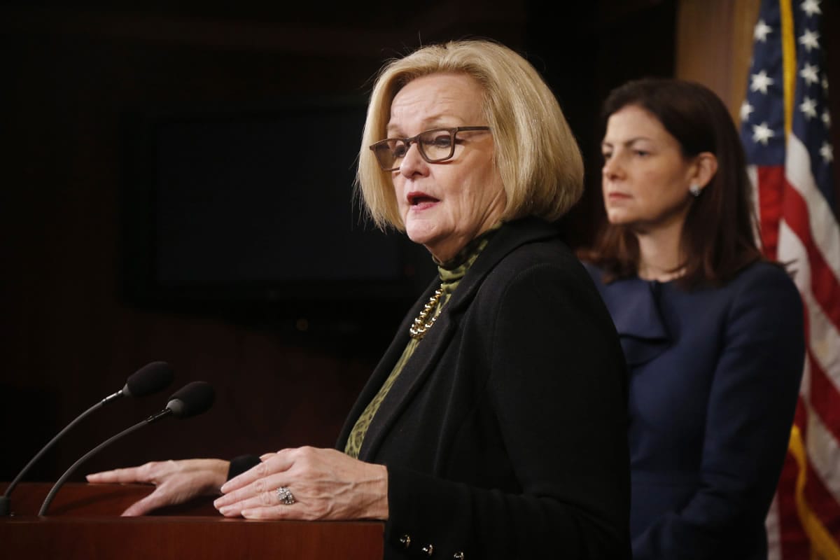 Sen. Claire McCaskill, D-Mo., left, and Sen. Kelly Ayotte, R-N.H.