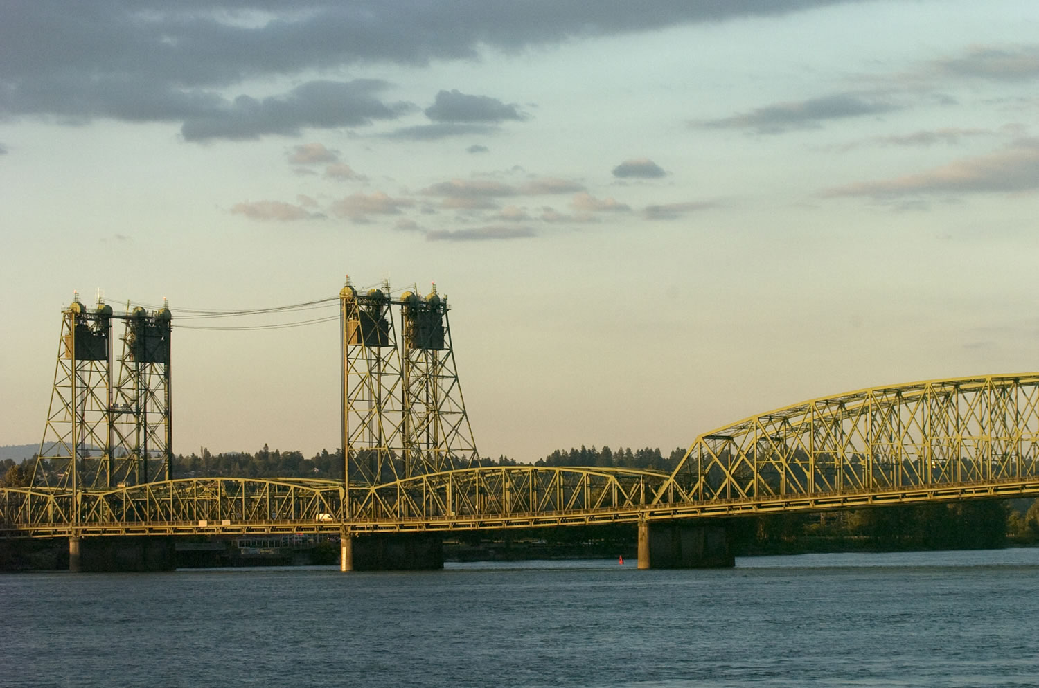 The Interstate 5 Bridge from the Hayden Island mobile home park.