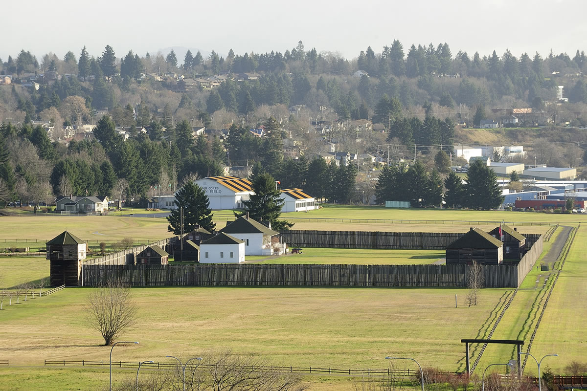 The Fort Vancouver National Historic Site and Pearson Air Museum are among Vancouver's tourist attractions.