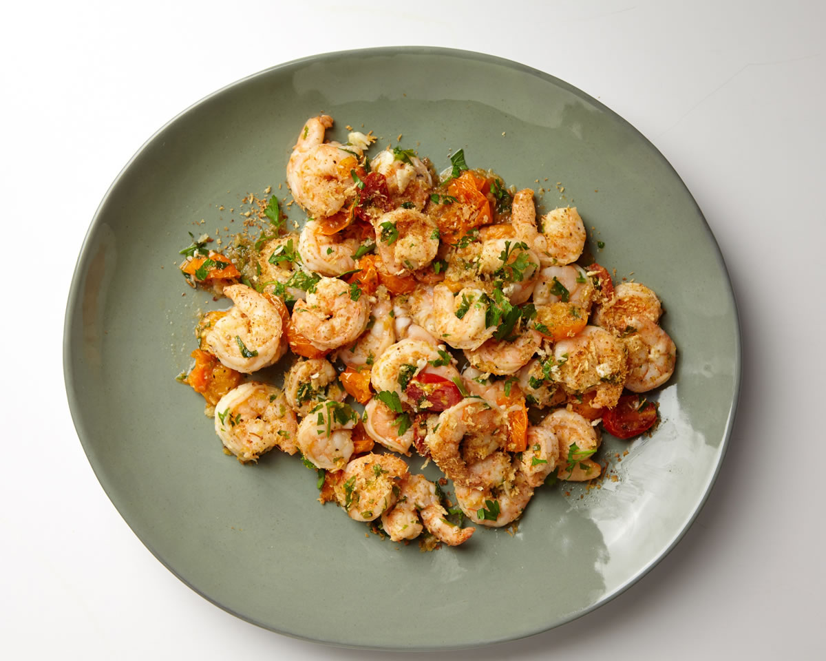 Garlic-Crusted Shrimp With Cherry Tomatoes