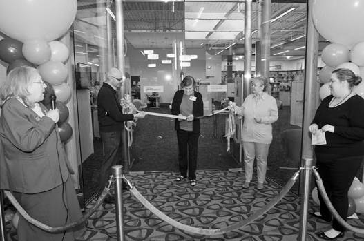 VanMall: A ribbon-cutting ceremony April 6 officially opens the Mall Library Connection in the Westfield Vancouver mall.