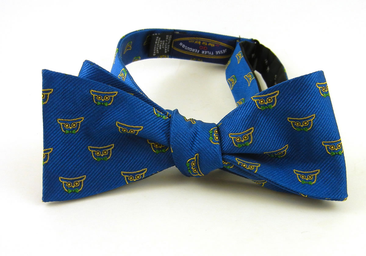 &quot;Modern Family&quot; actor Jesse Tyler Ferguson and partner Justin Mikita are launching a line of bowties on Nov. 15 in partnership with Thetiebar.com, with portion (most) of proceeds going to fund groups fighting for marriage equality. Pictured, the Signature Navy bowtie.
