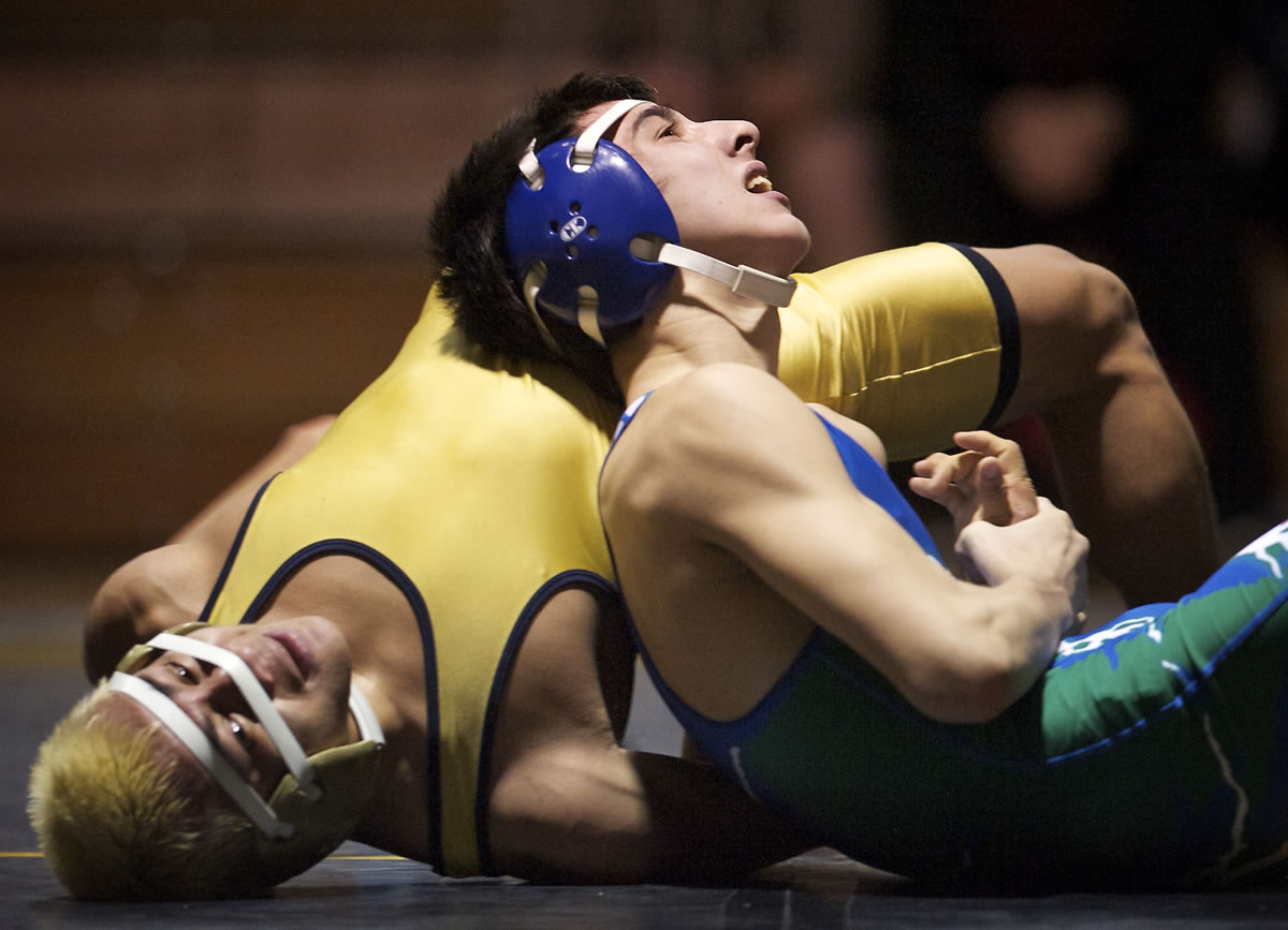 Mountain View's Benjamin Dixon will compete in the 3A wrestling state meet.