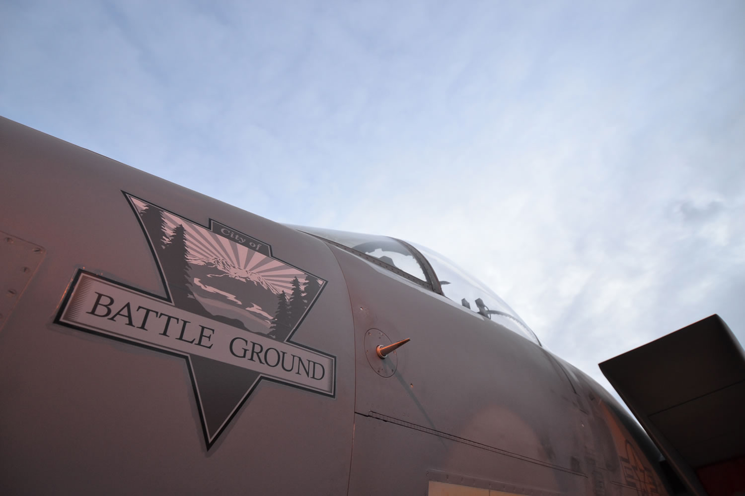 The Oregon Air National Guard unveiled a Battle Ground emblem on one of its F-15 Eagle jets during a ceremony Thursday morning in Portland.