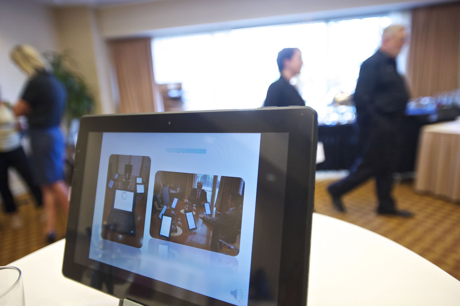 Circle Technology, a Vancouver company that's developed an offline wireless system for presentations, displayed its new products Wednesday at the Hilton Vancouver Washington.