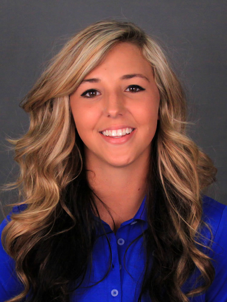 Kelsey Whiles, Concordia golf