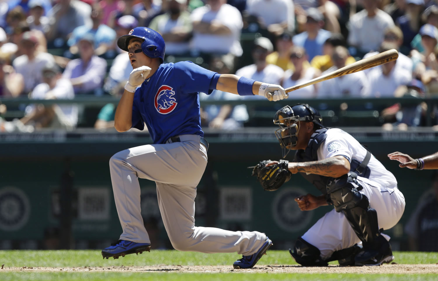 Chicago Cubs' Darwin Barney hits an RBI double in the second inning Sunday against the Seattle Mariners.