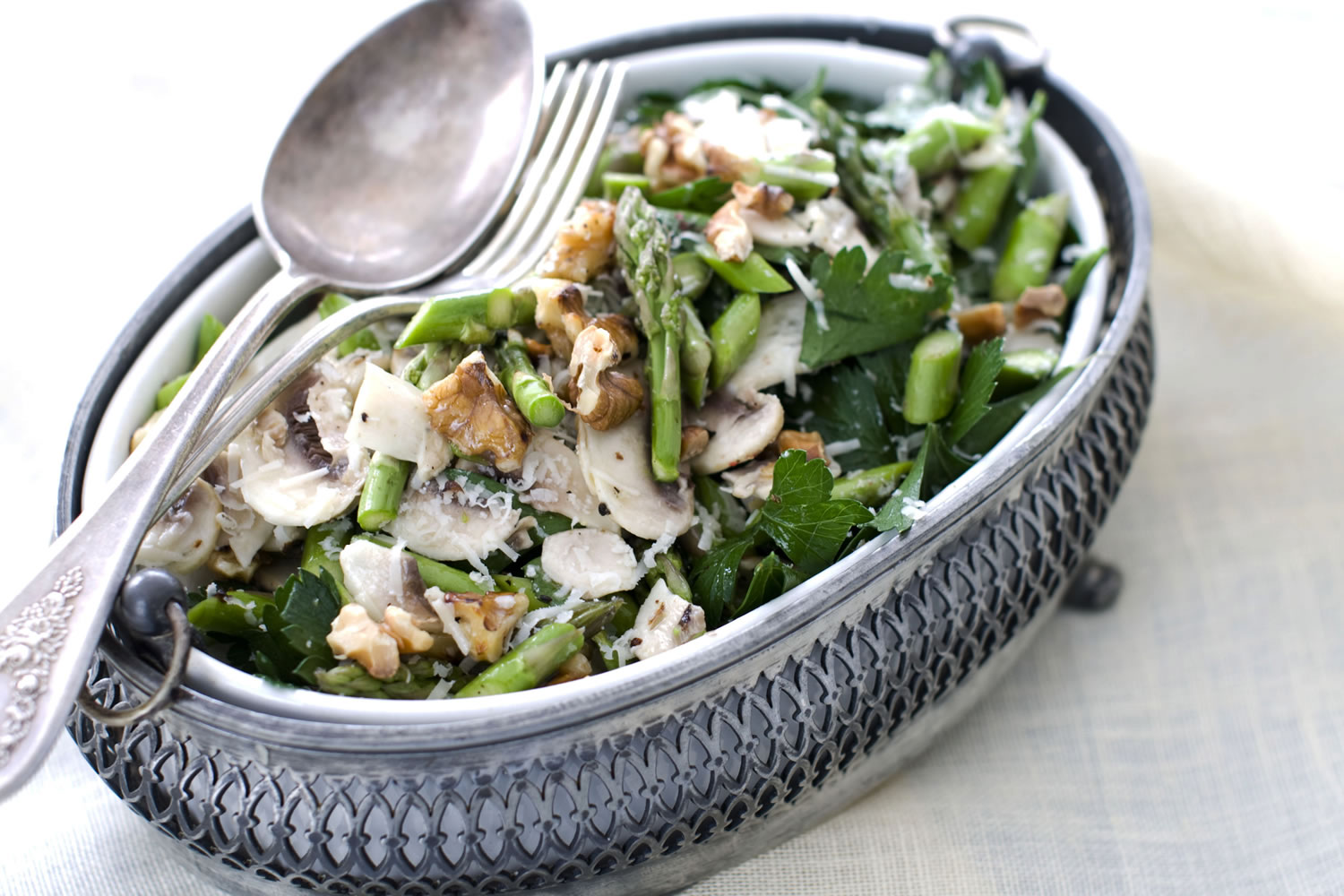 Raw Asparagus, Mushroom And Parsley Salad With Nuts