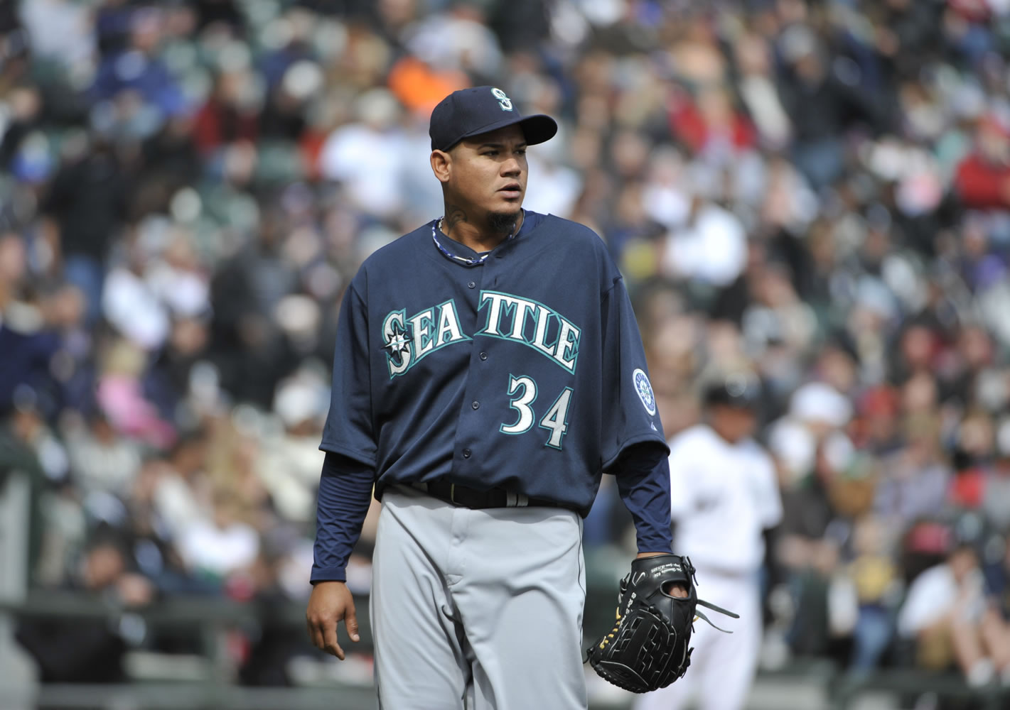 Seattle Mariners starting pitcher Felix Hernandez leaves the game after pitching 6 1/3 innings against the Chicago White Sox on Saturday.