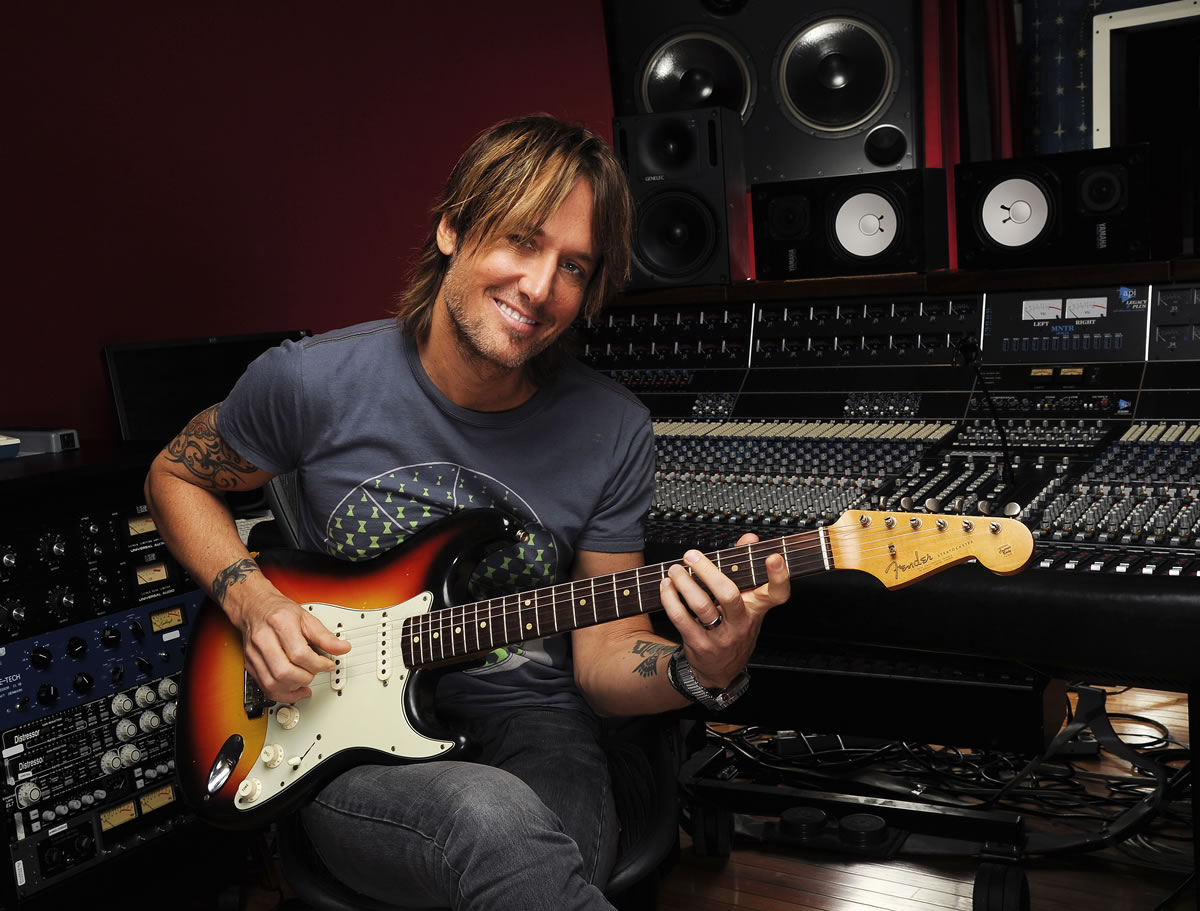 Keith Urban's latest album, &quot;Fuse,&quot; was released on Tuesday, three years after his previous album.